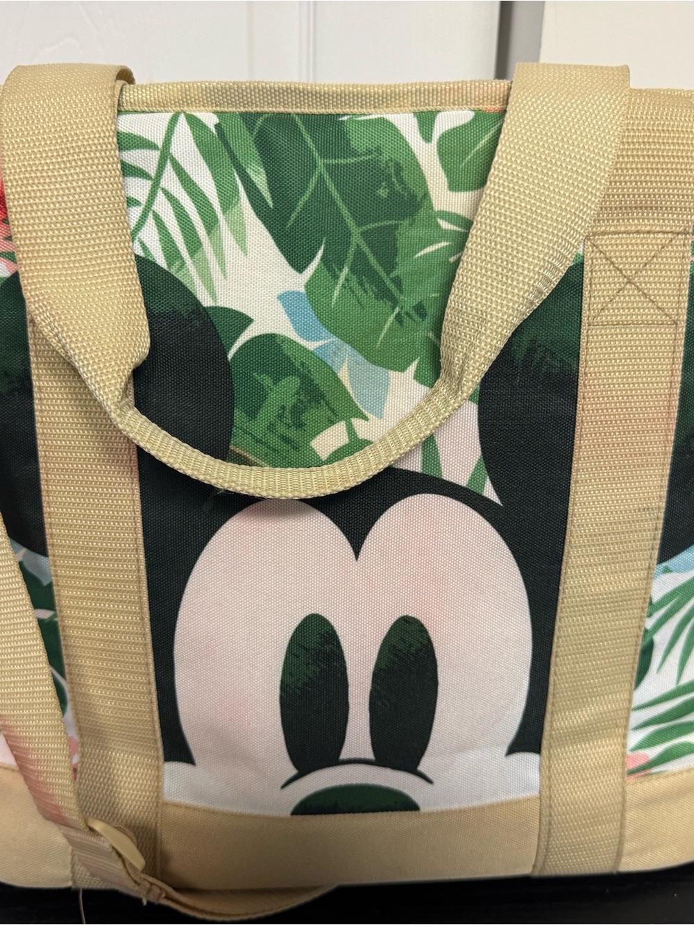 Authentic Disney store Minnie Tropical Hideway Collection insulated cooler tote - Picture 2 of 7